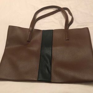 Brown tote purse